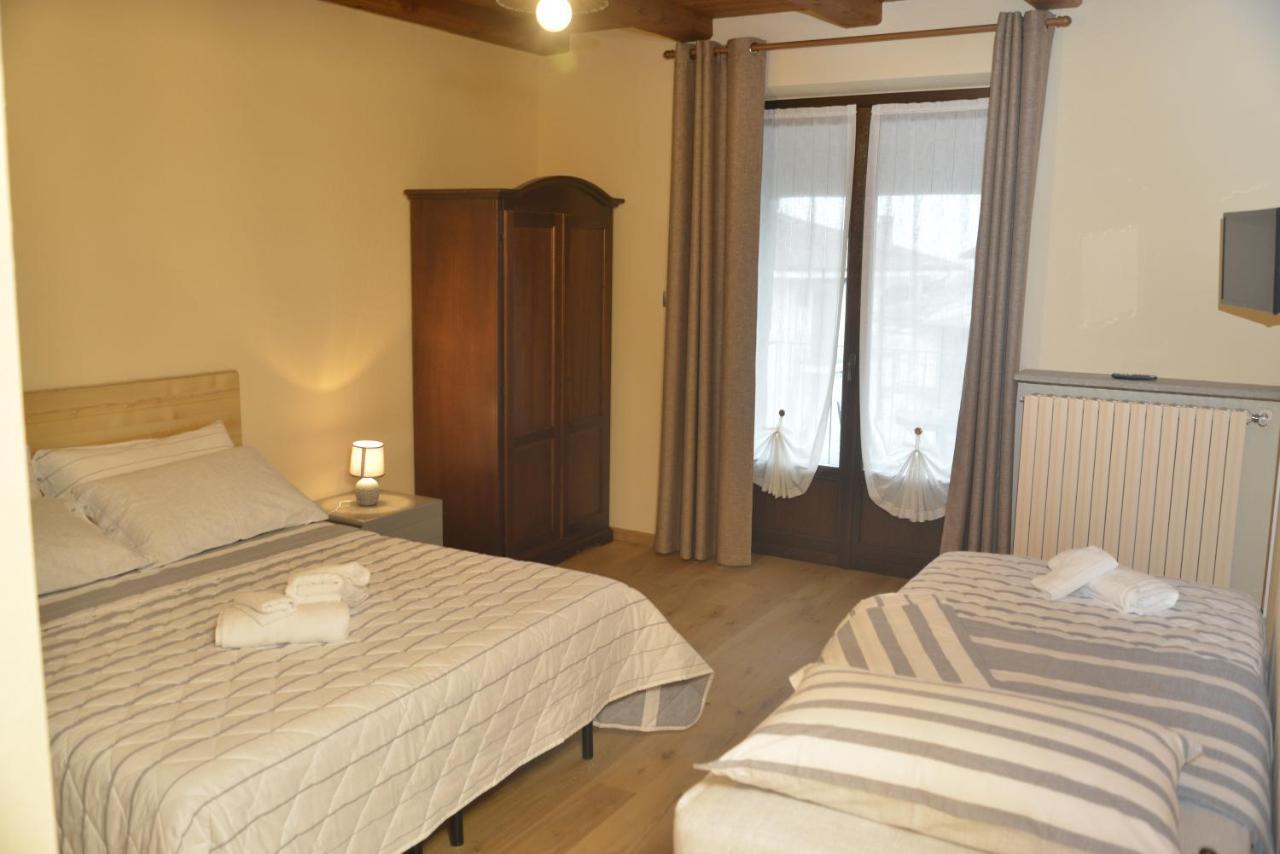 Agriturismo Ai Pruesot Bagnolo Piemonte ภายนอก รูปภาพ